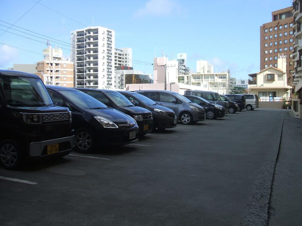 Weekly Harbourview Mansion Main Building Apartment Naha Luaran gambar